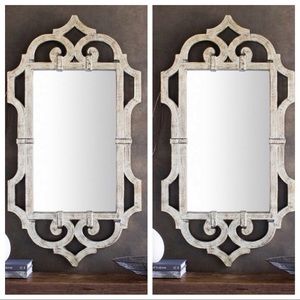 Set of 2 beautiful mirrors